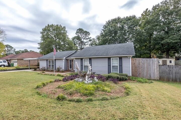 Property Photo: 5908 Whitehaven Drive GA 31909