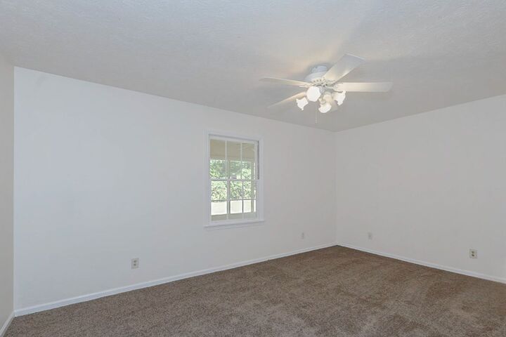 Property Photo:  1122 Lee Road 0279  AL 36874 