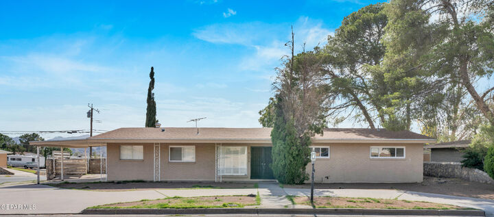 4200 Wallington Drive  El Paso TX 79902 photo