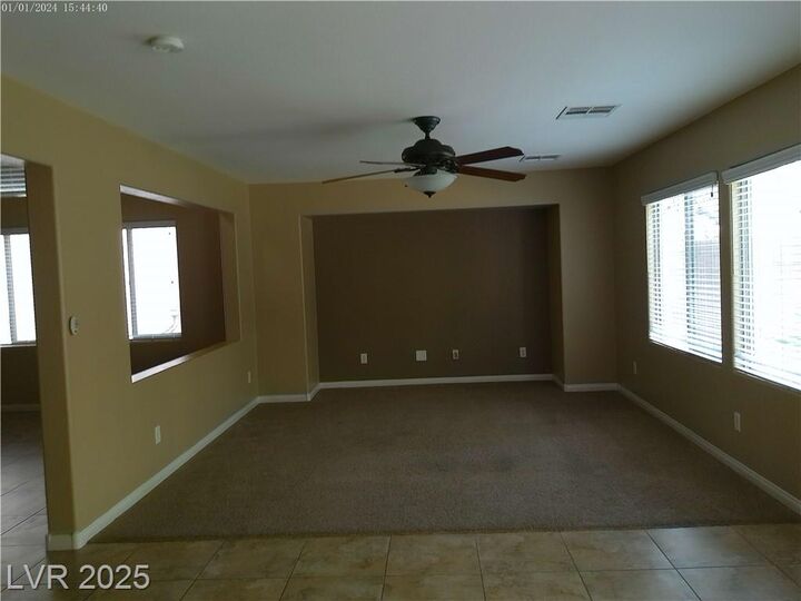 Property Photo: 7051 Oakwood Pines Court NV 89166