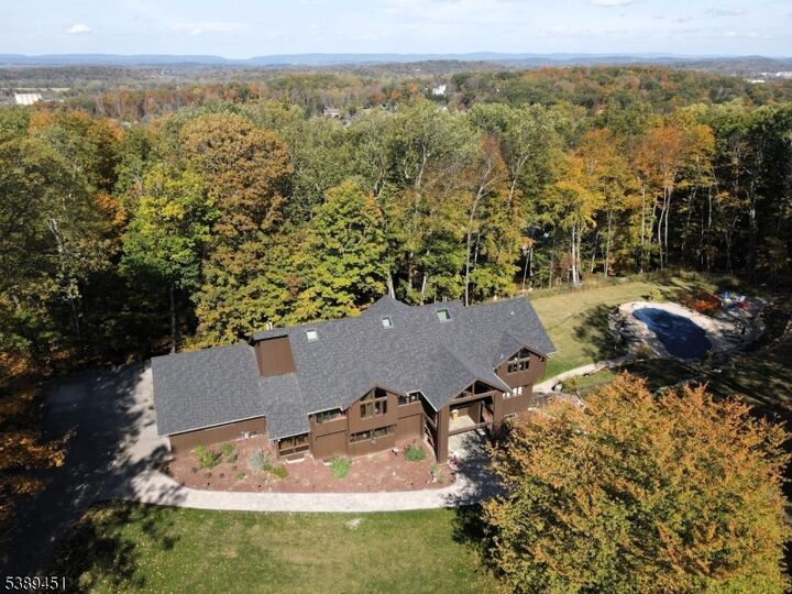 21 Starrett Ct  Sparta Twp. NJ 07871 photo