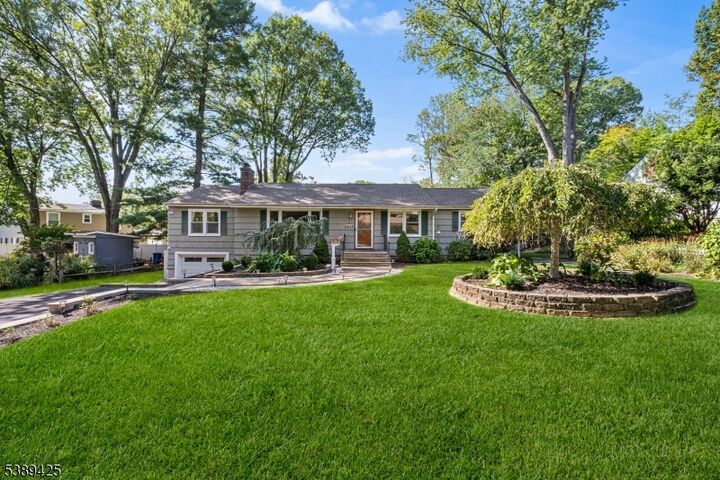 333 Old Tote Rd  Mountainside Boro NJ 07092 photo