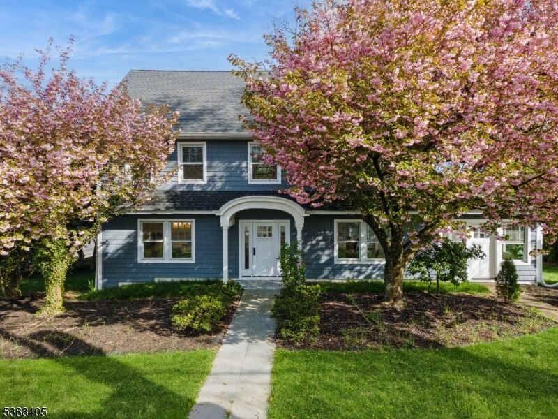 Property Photo: 648 E Broad St NJ 07090