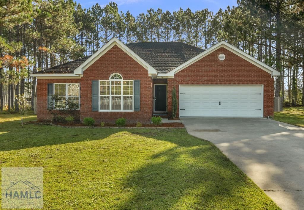 Property Photo:  268 Kalynne Way NE  GA 31316