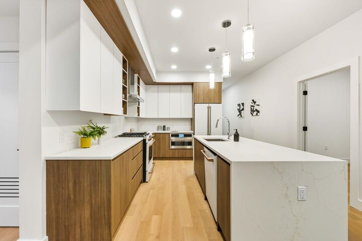 Property Photo: 160 Brunswick St 302 NJ 07302