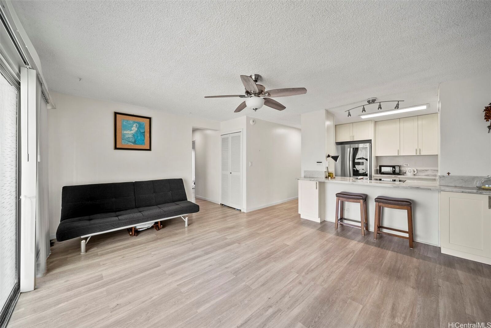 Property Photo: 731 Amana Street 402 HI 96814