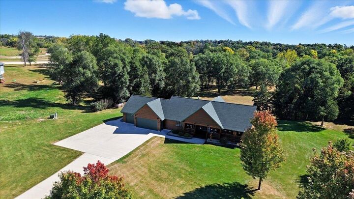 2617-5 Quasqueton Diagonal Blvd  Independence IA 50644 photo