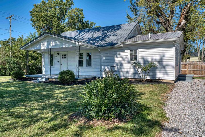 Property Photo: 2714 Vann Avenue IN 47714
