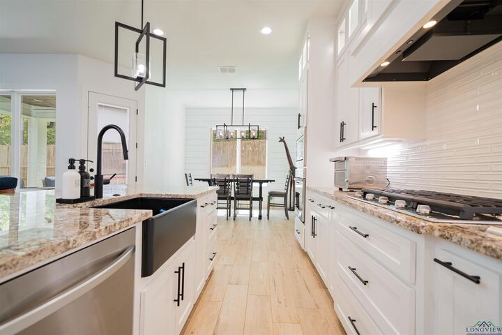 Property Photo: 313 Saddle Brook Drive TX 75650