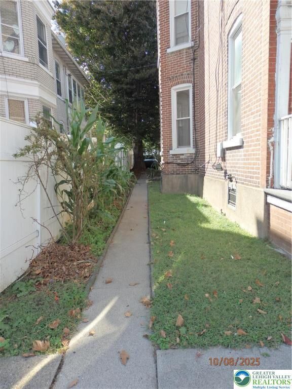 Property Photo:  42 N 13th Street  PA 18102 