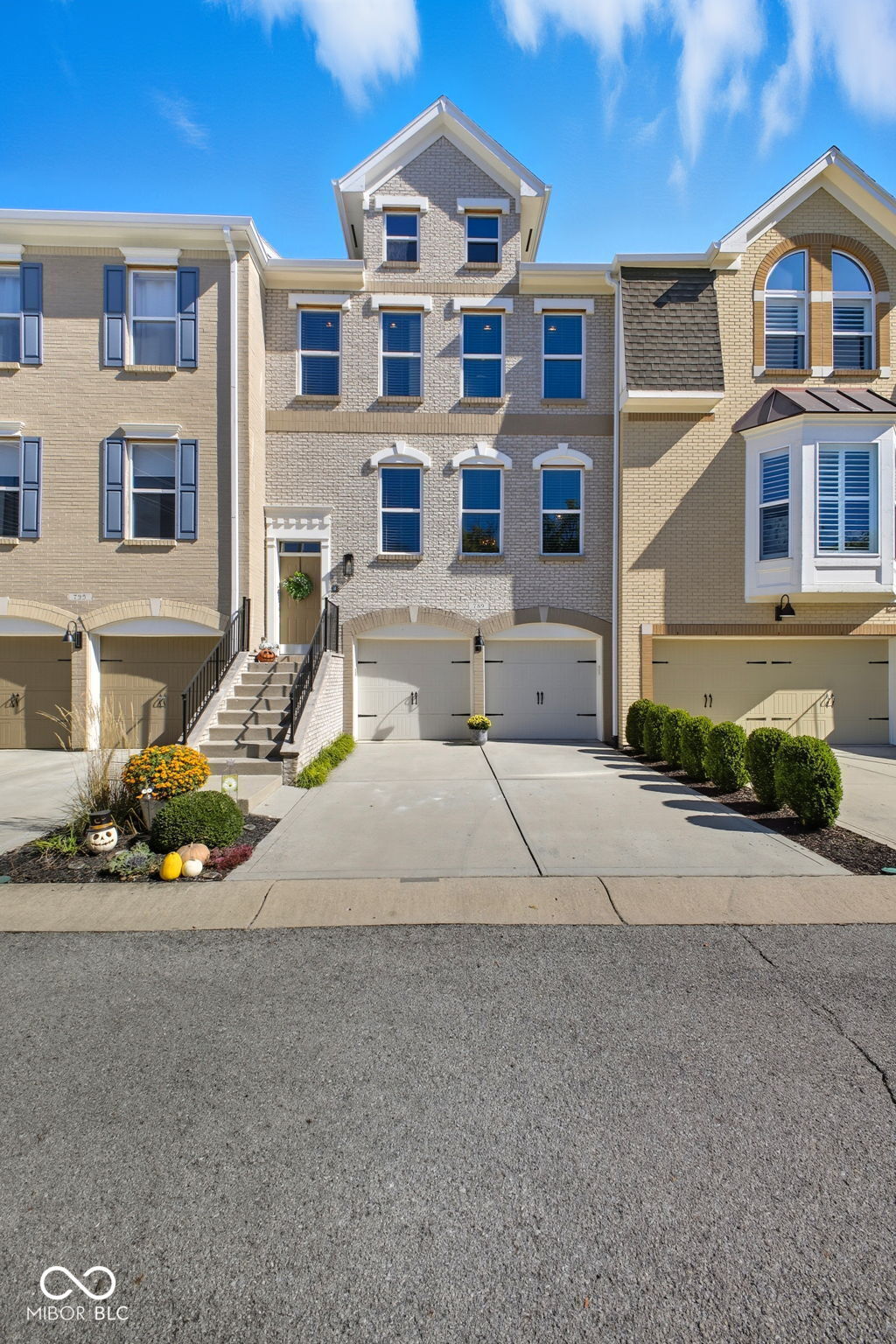 Property Photo:  789 Greenford Trail N  IN 46032 