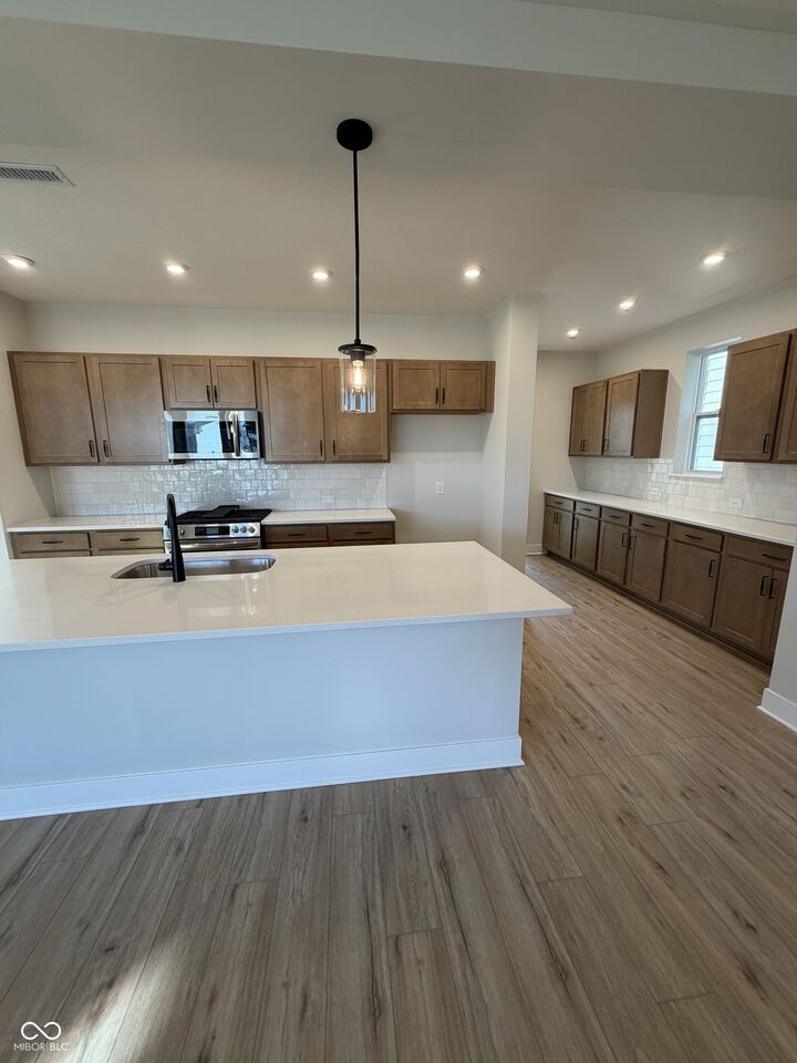 Property Photo:  828 Possman Way  IN 46074 