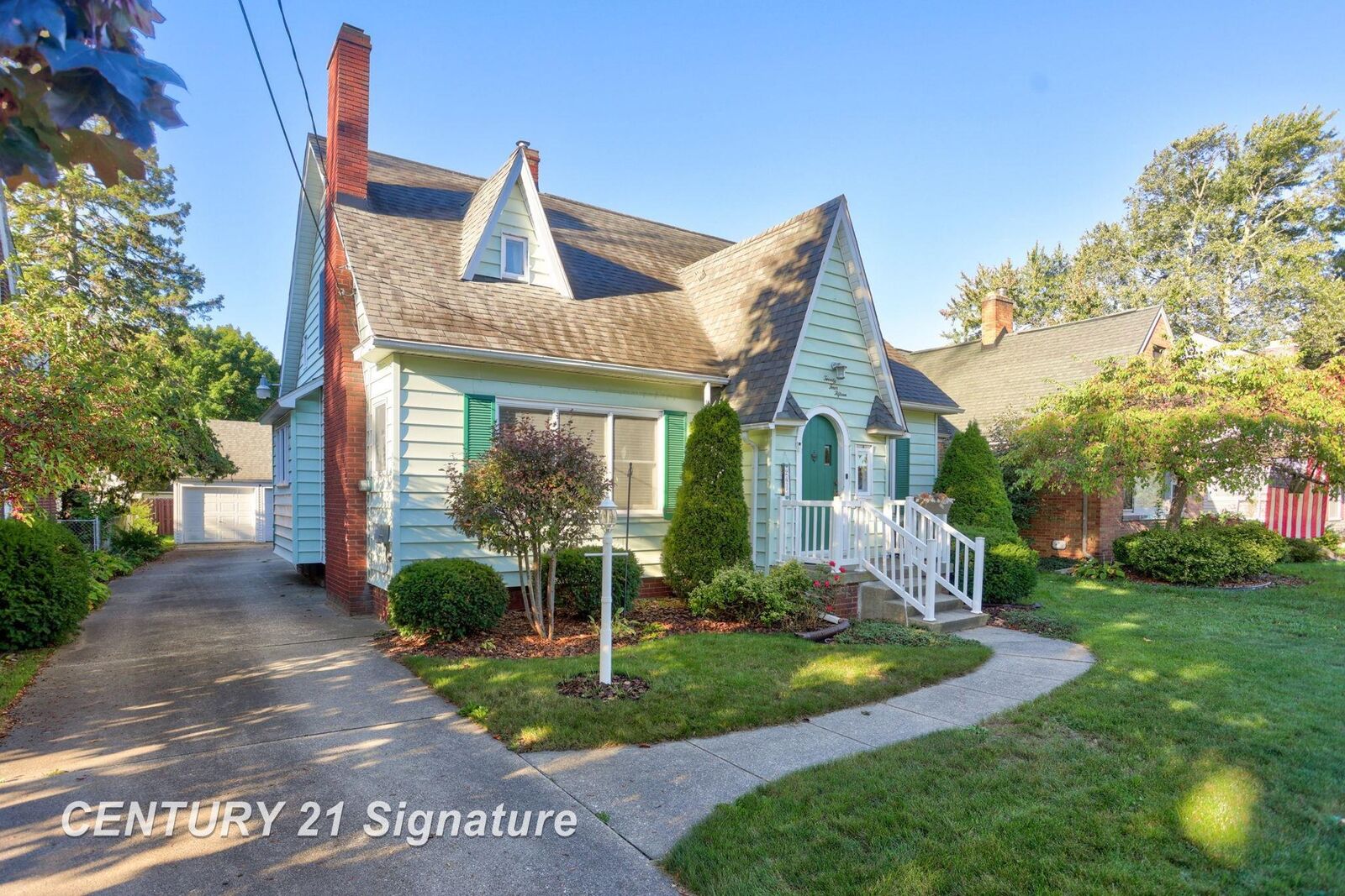 Property Photo: 2415 Court Street MI 48602