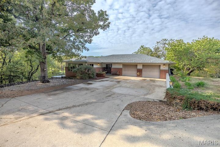 Property Photo:  23643 Red Hawk Drive  MO 65536