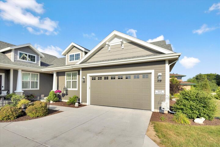 N62w21656 Augusta Pkwy  Menomonee Falls WI 53051 photo
