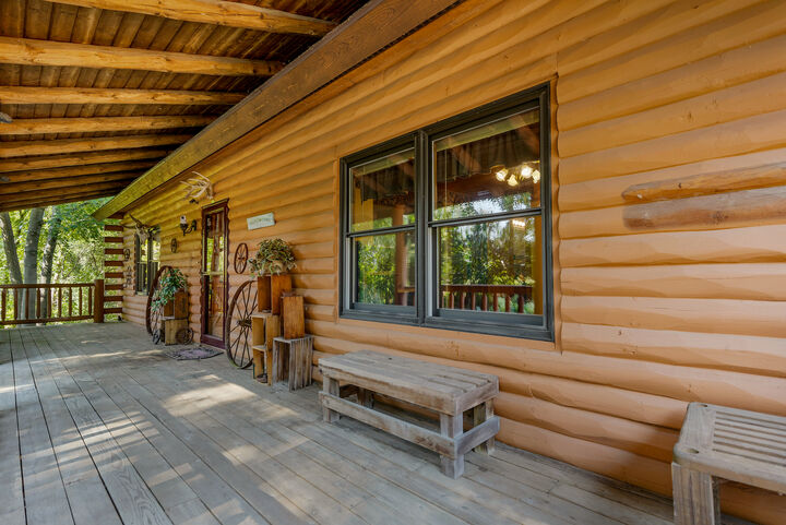 Property Photo:  707 Quinn Road  IL 60051 