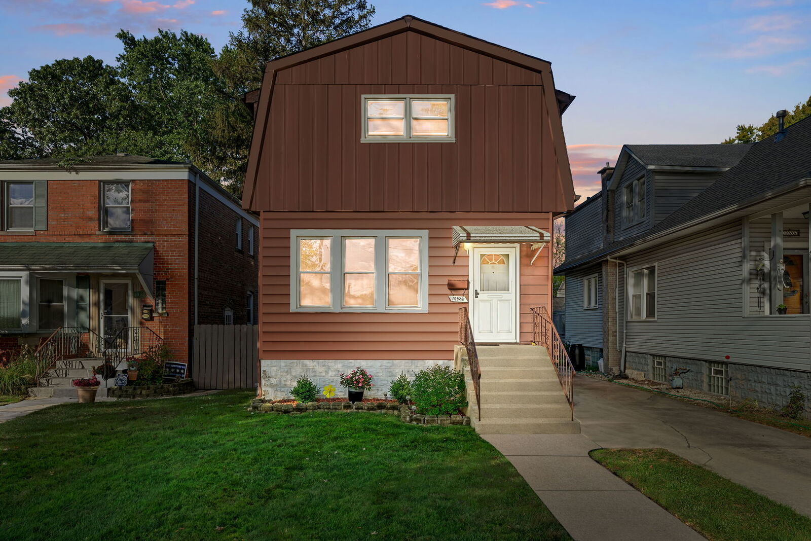 Property Photo:  10528 S Lawndale Avenue  IL 60655 