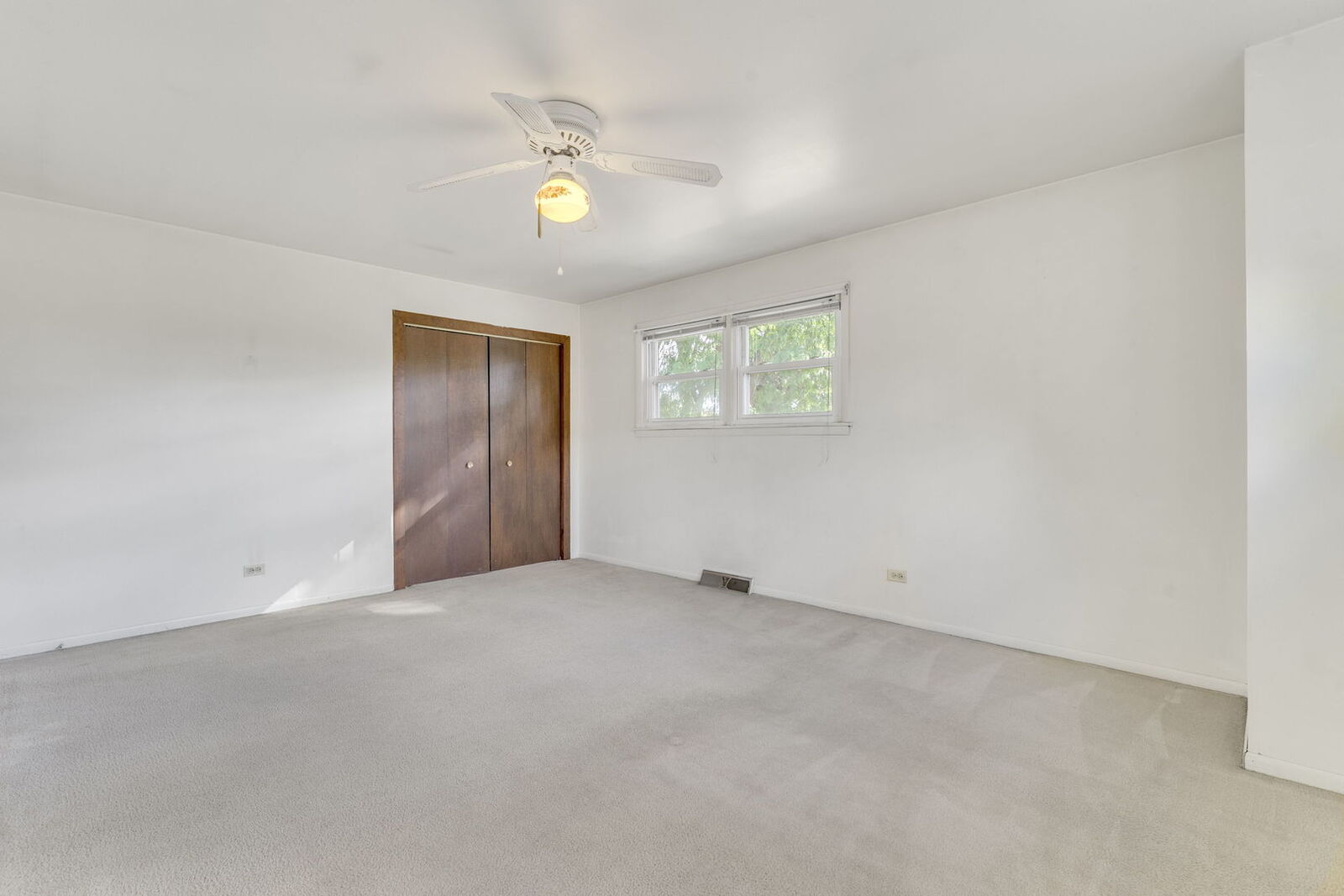 Property Photo:  10528 S Lawndale Avenue  IL 60655 