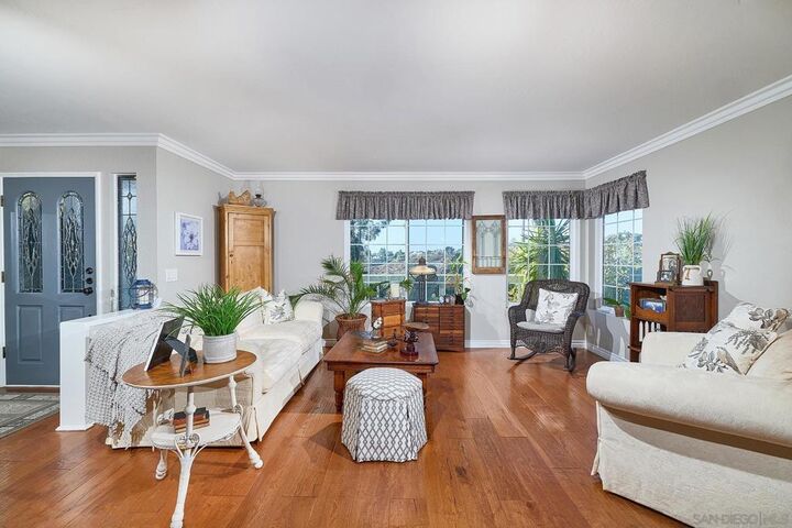 11464 Azucena Dr  San Diego CA 92124 photo