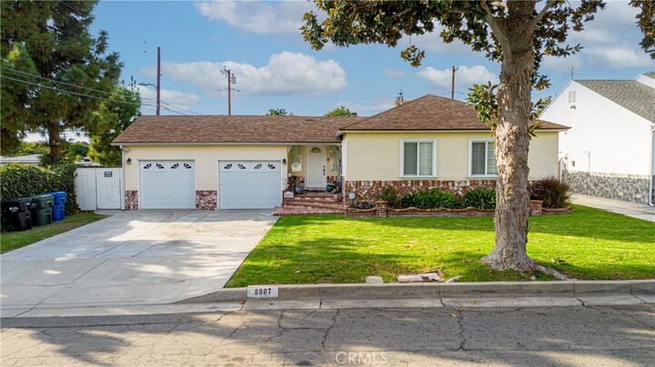 Property Photo:  8807 Jacmar  CA 90605