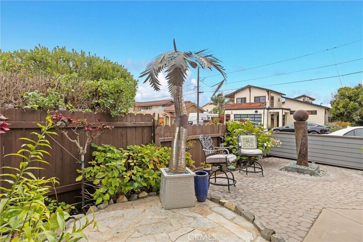 Property Photo:  60 5th Street  CA 93430 