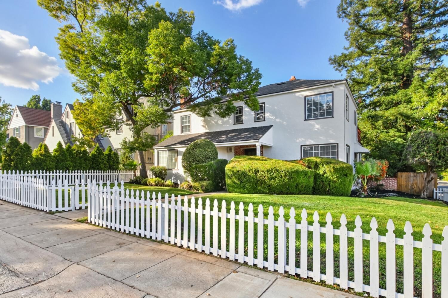 Property Photo: 2763 Coleman Way CA 95818