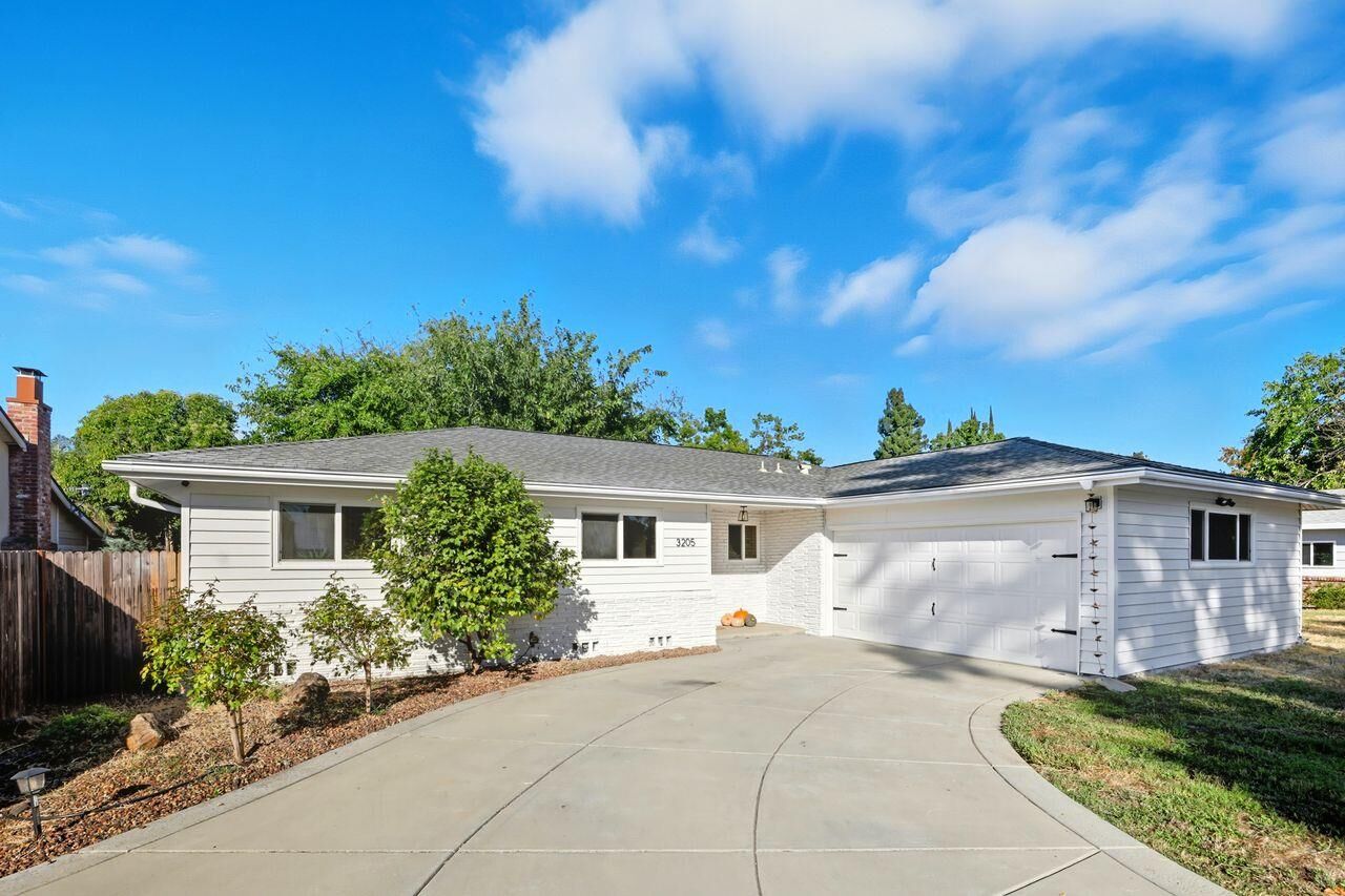 Property Photo: 3205 Mayer Way CA 95608