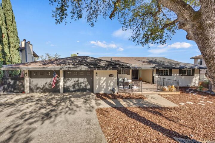 3539 Ridgeview Drive  El Dorado Hills CA 95762 photo