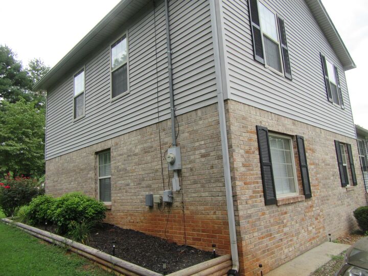 Property Photo: 206 Homeward Ave TN 37398