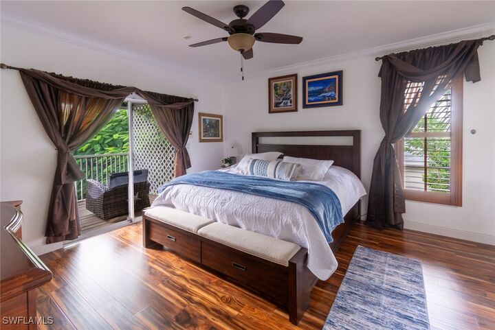 Property Photo: 480 Worthington Street FL 34145