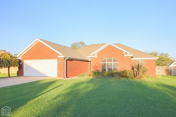 Property Photo: 412 Harmony Cove AR 72472