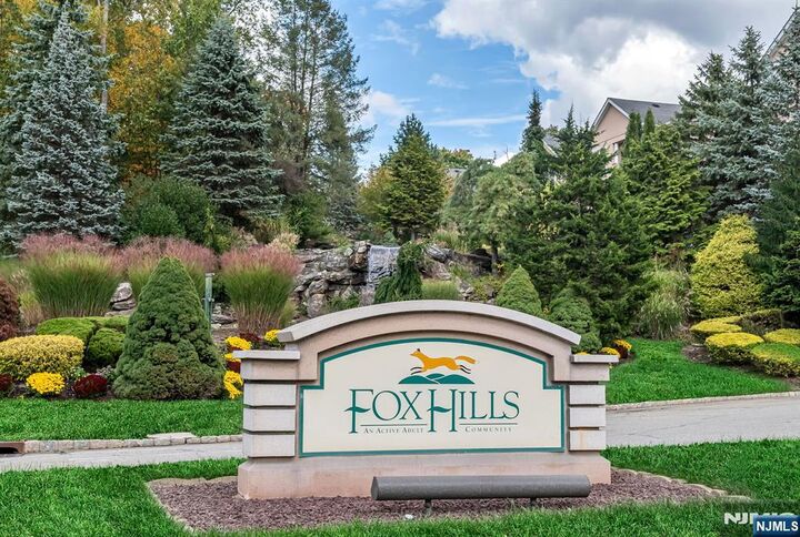 Property Photo:  1129 Hamilton Drive  NJ 07866 