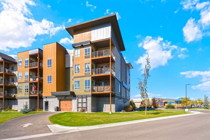 Property Photo:  100 Woodlands Way B212  MT 59901 
