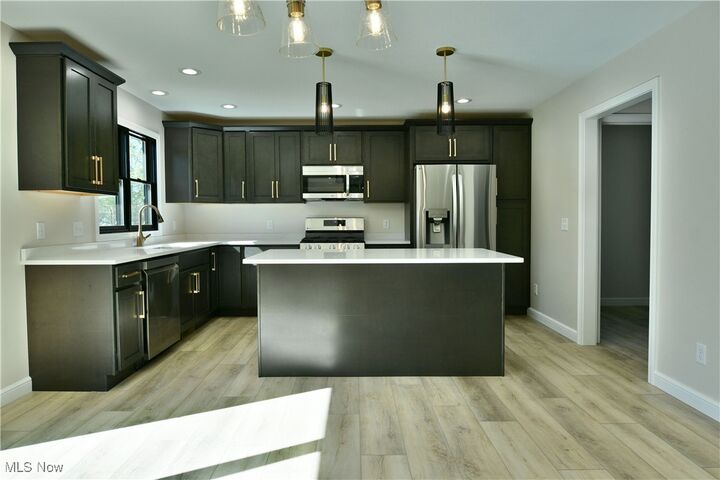 Property Photo: 101 Elizabeth Court OH 44410