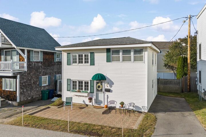 Property Photo: 11 Boars Head Terrace NH 03842