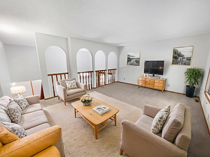 Property Photo:  1531 Briarknoll Circle  MN 55112 