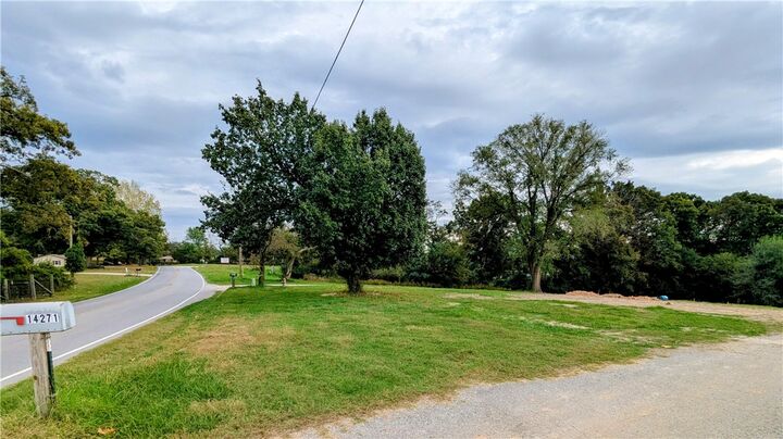 14271 Pleasant Ridge Road  Rogers AR 72756 photo