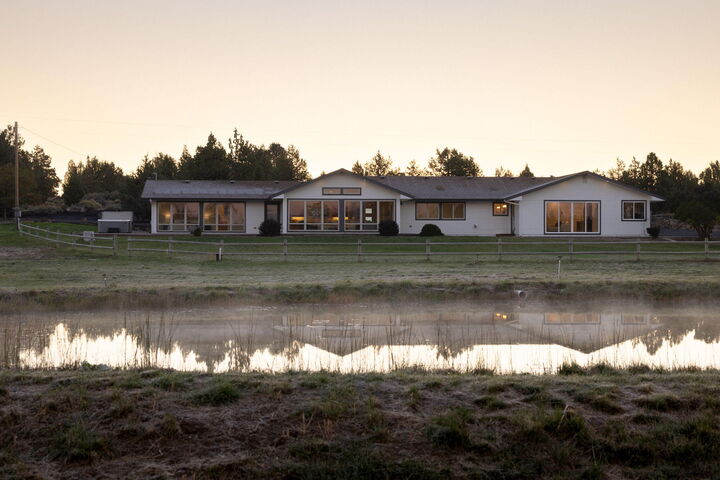 Property Photo: 22321 McArdle Road OR 97702