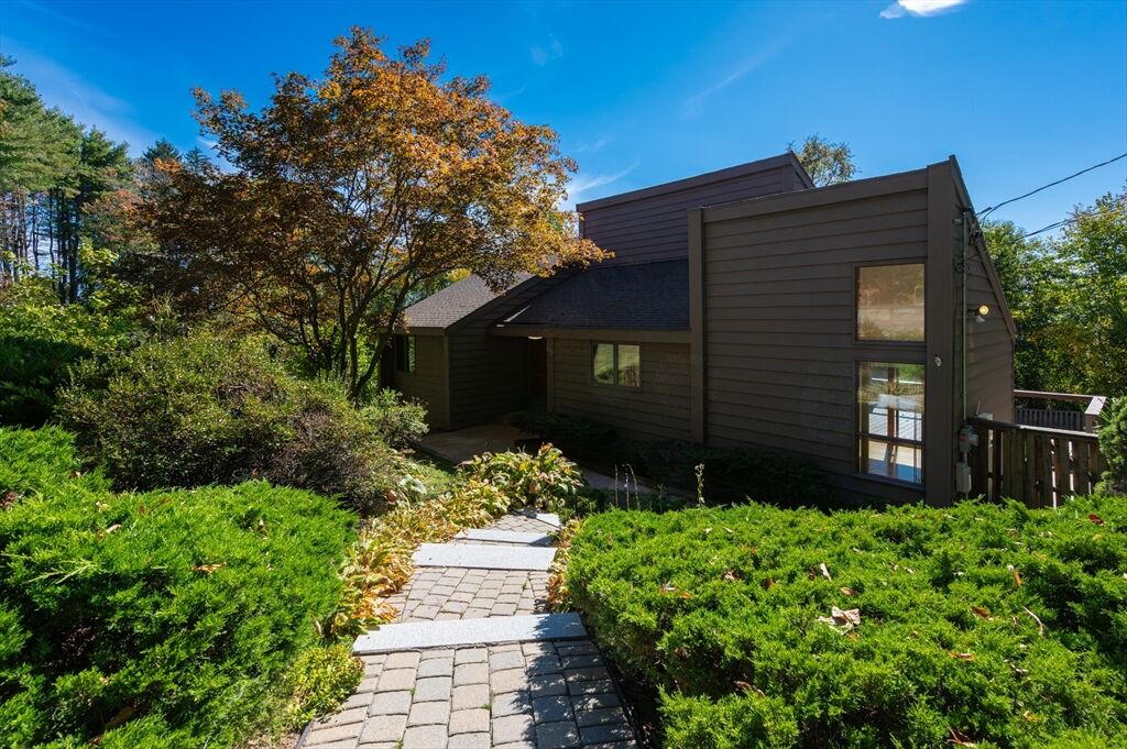 Property Photo:  31 Edgehill Rd  MA 01830 