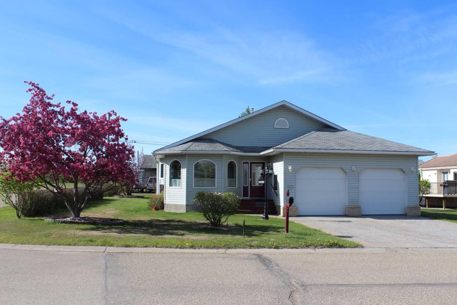 Property Photo: 503 5th Avenue NE AB T0H 2M0