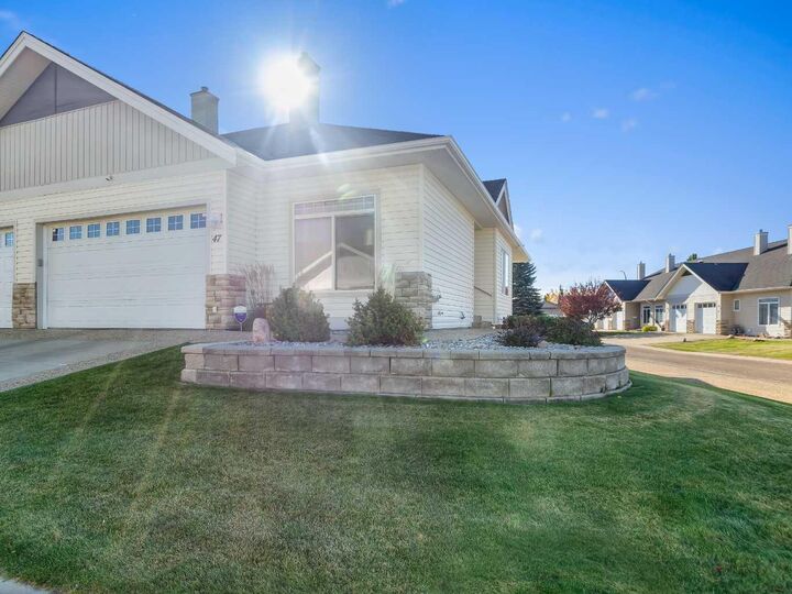 Property Photo:  939 Ramage Crescent 47  AB T4P 3Z9 