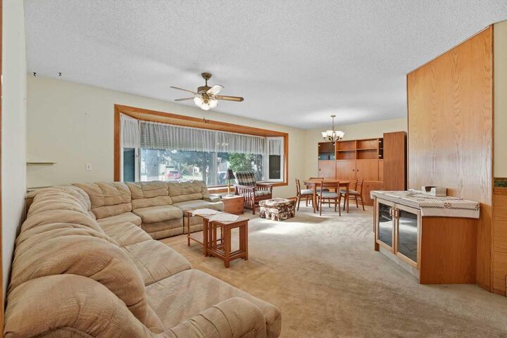 Property Photo: 331 Whitman Place NE AB T1Y 4T2