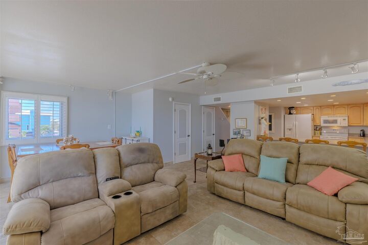 Property Photo:  1111 Ft Pickens Rd 524  FL 32561 