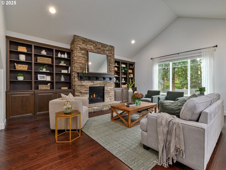 Property Photo: 18706 Bryant Rd OR 97034