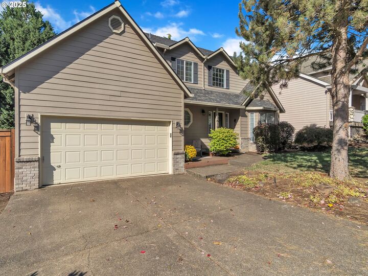 Property Photo: 3619 N Knoll Dr OR 97132