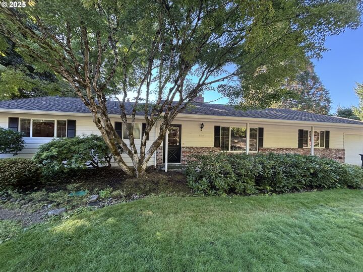 Property Photo: 3350 SW Mitchell St OR 97239
