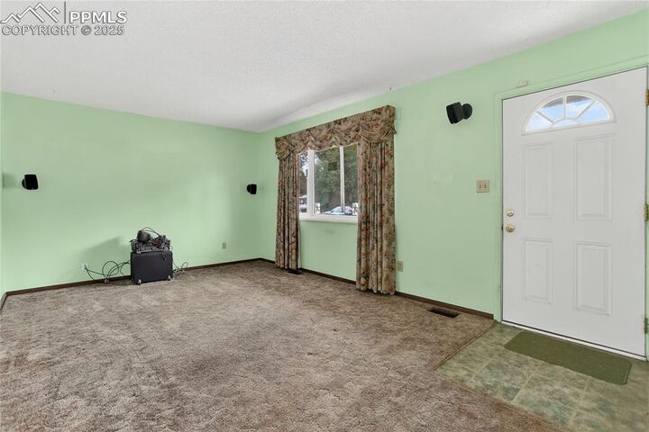 Property Photo:  318 Cielo Vista Street  CO 80911 