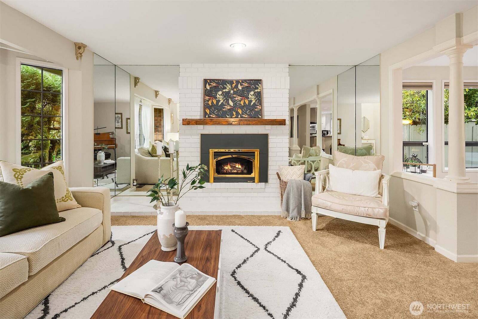 Property Photo:  313  219th Avenue NE  WA 98074 