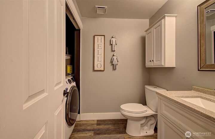 Property Photo: 18717 NE 208th Court WA 98606
