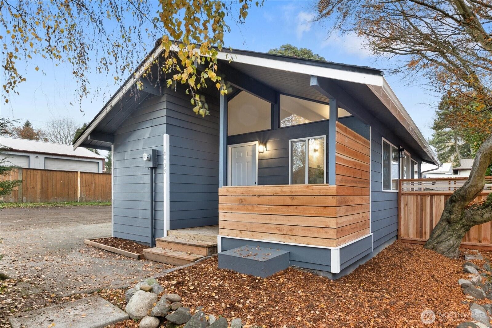 Property Photo: 10439 17th Avenue SW WA 98146